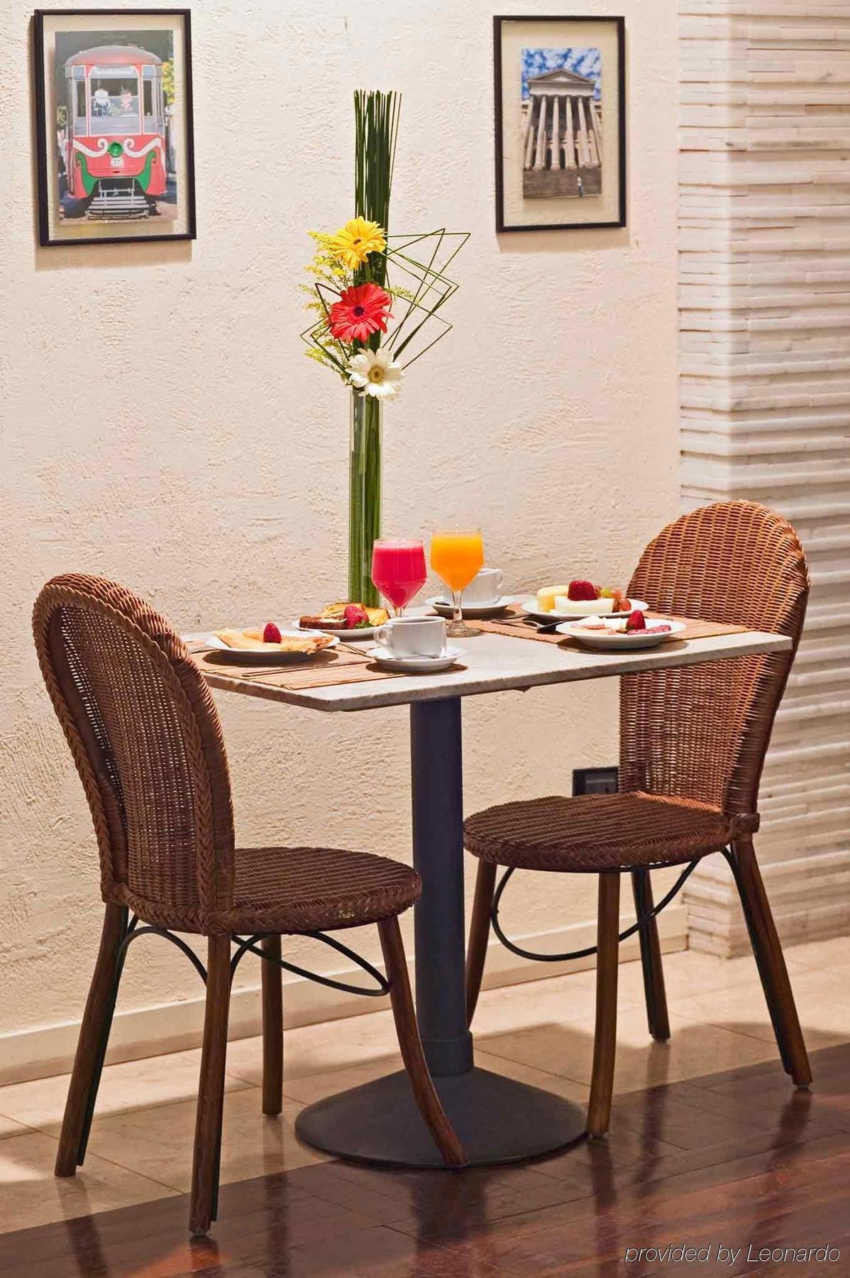 Mercure Curitiba Centro 레스토랑 사진